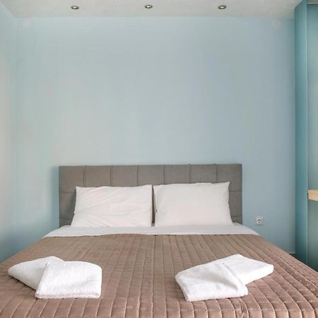 3D Iliadis Suites 이에리소스 외부 사진