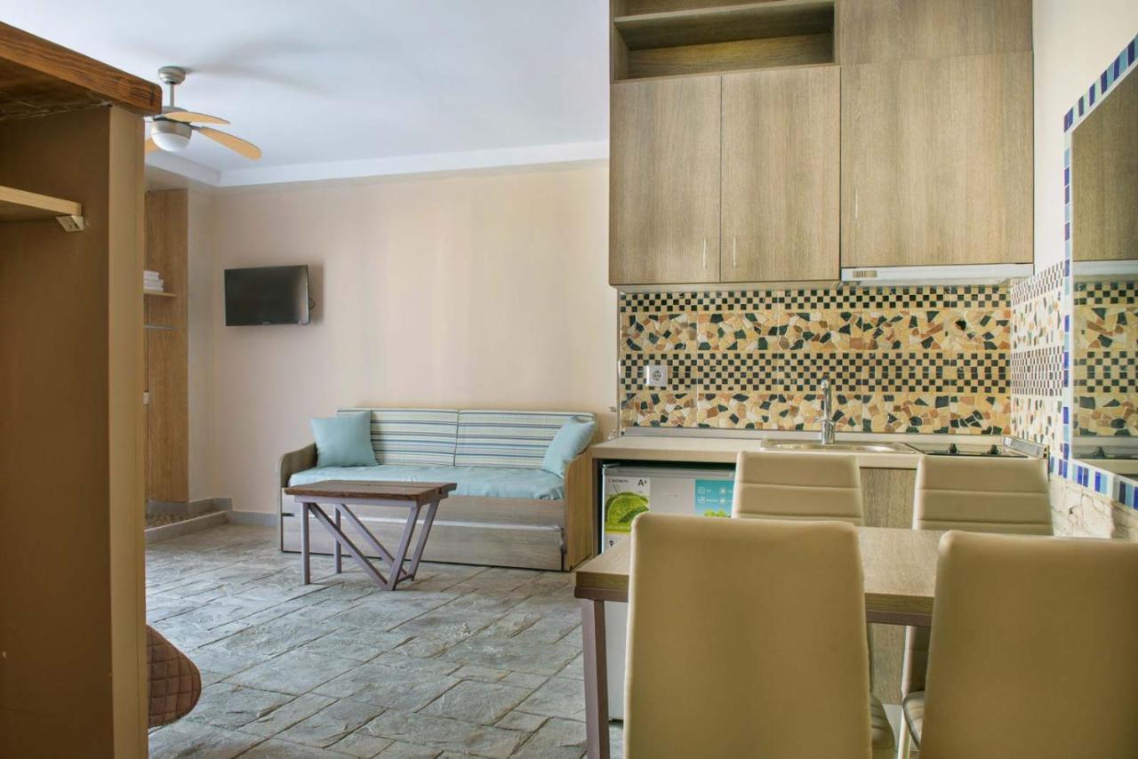 3D Iliadis Suites 이에리소스 외부 사진