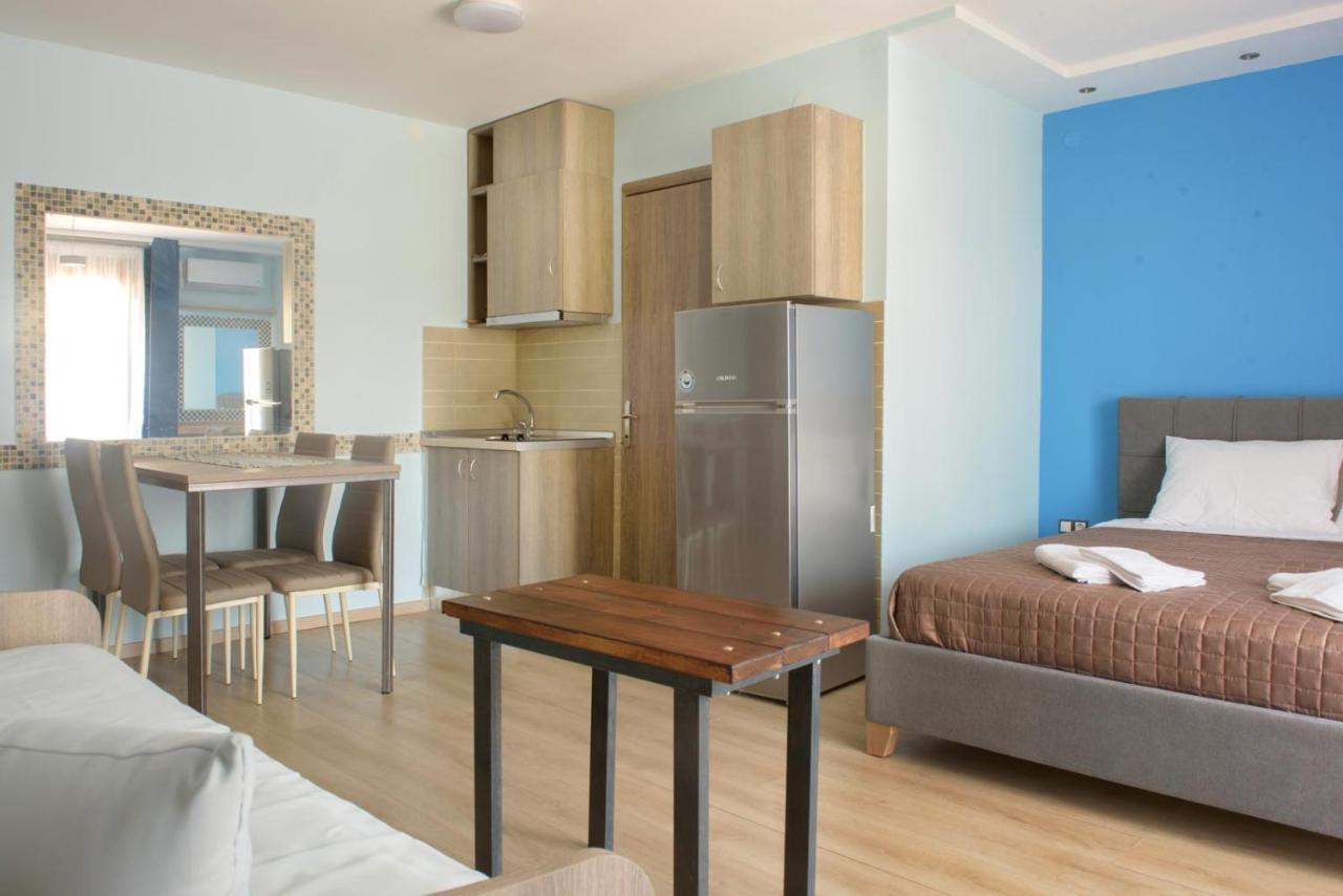 3D Iliadis Suites 이에리소스 외부 사진