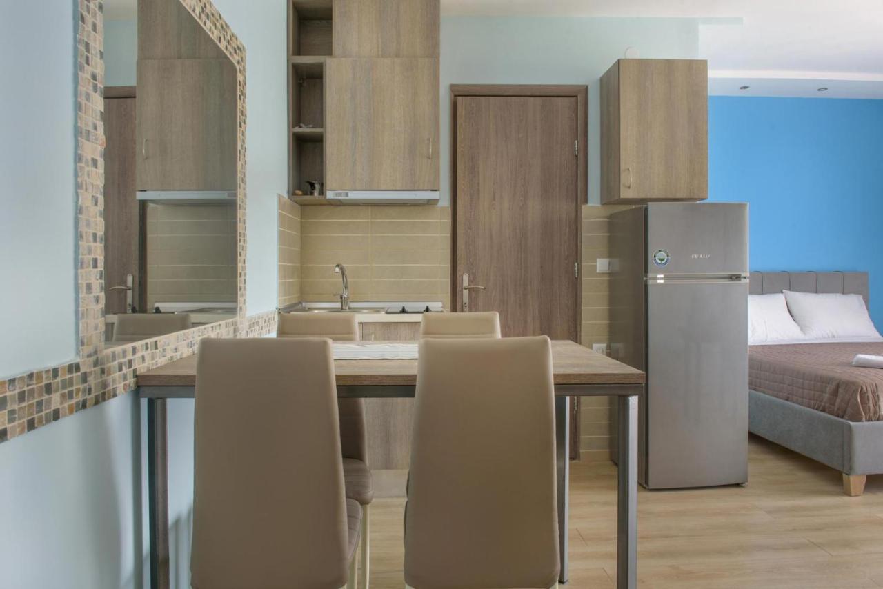 3D Iliadis Suites 이에리소스 외부 사진