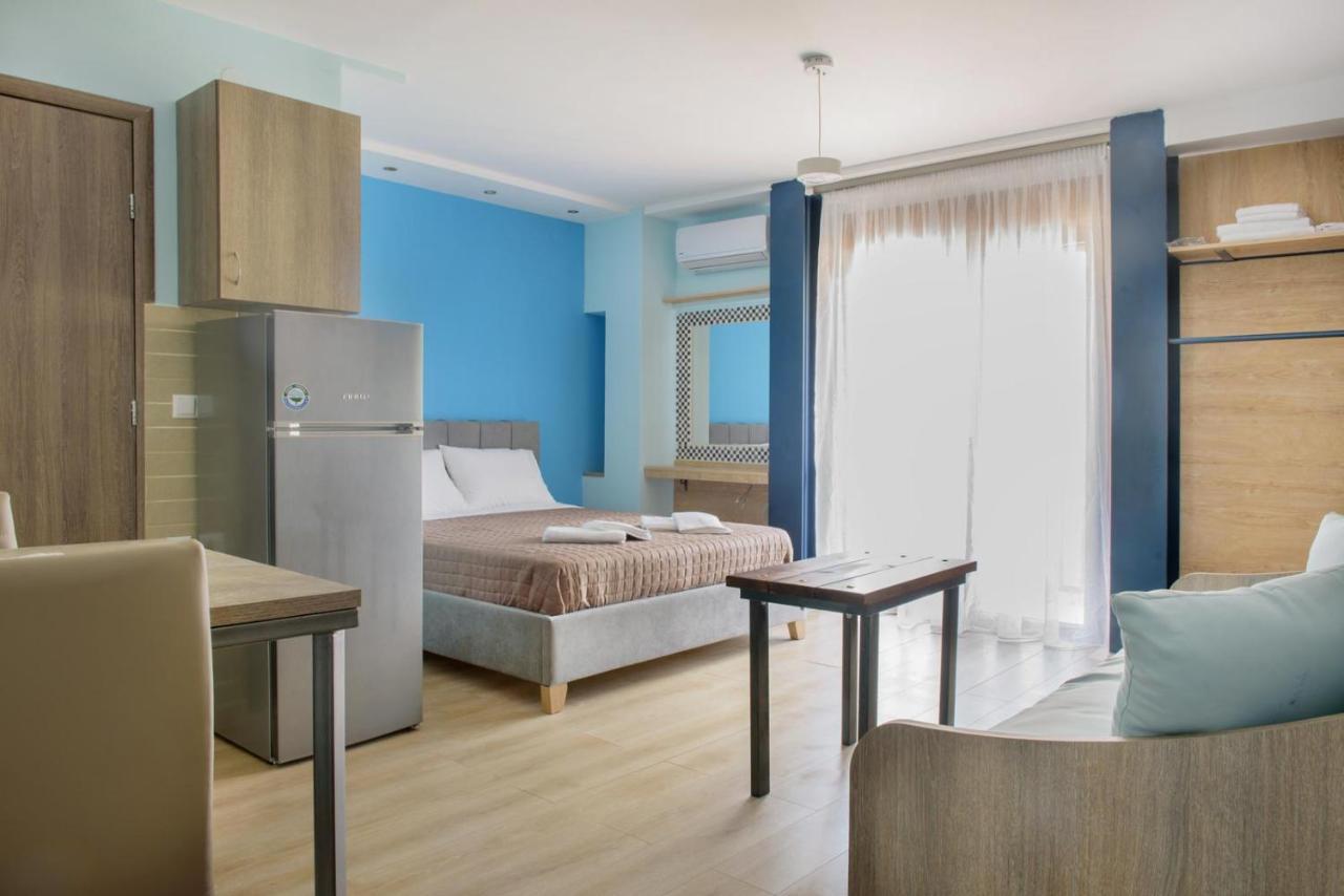3D Iliadis Suites 이에리소스 외부 사진