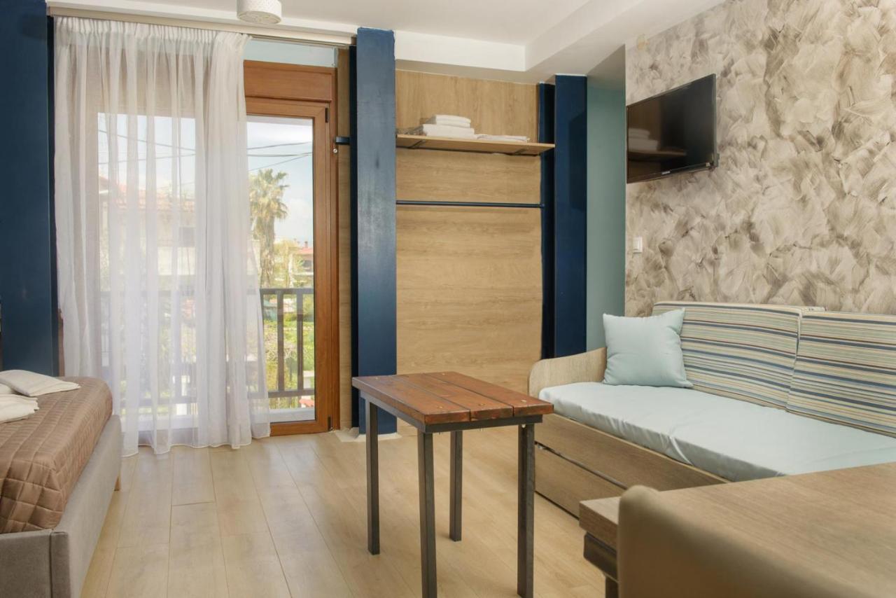 3D Iliadis Suites 이에리소스 외부 사진