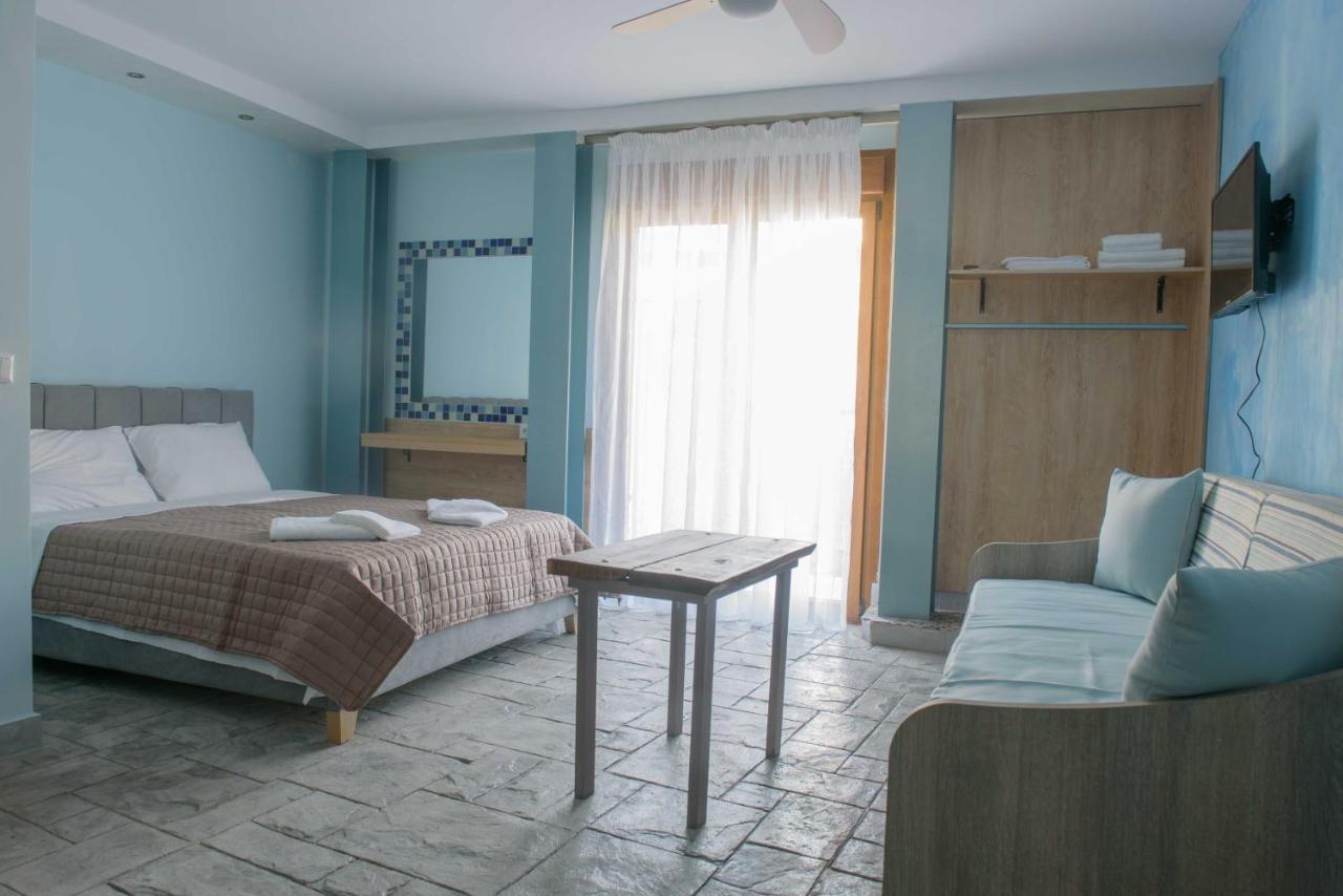 3D Iliadis Suites 이에리소스 외부 사진